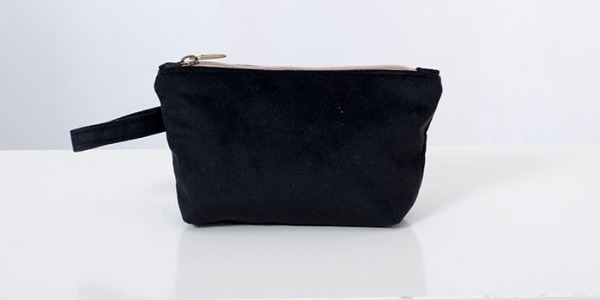 Elige tu bolso de mano para hombre en Sara Revert