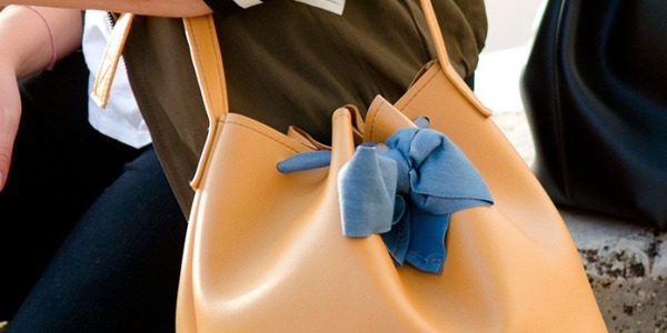 Los bolsos saco prometen arrasar este otoño 